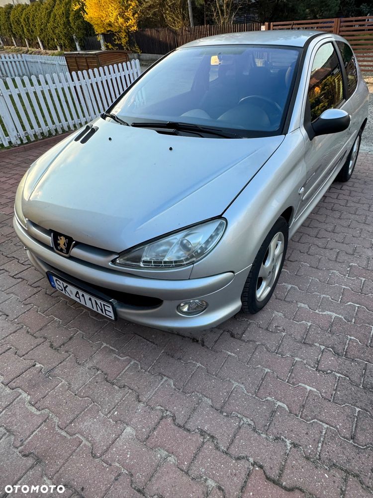 Peugeot 206 1.6 Quiksilver - 1