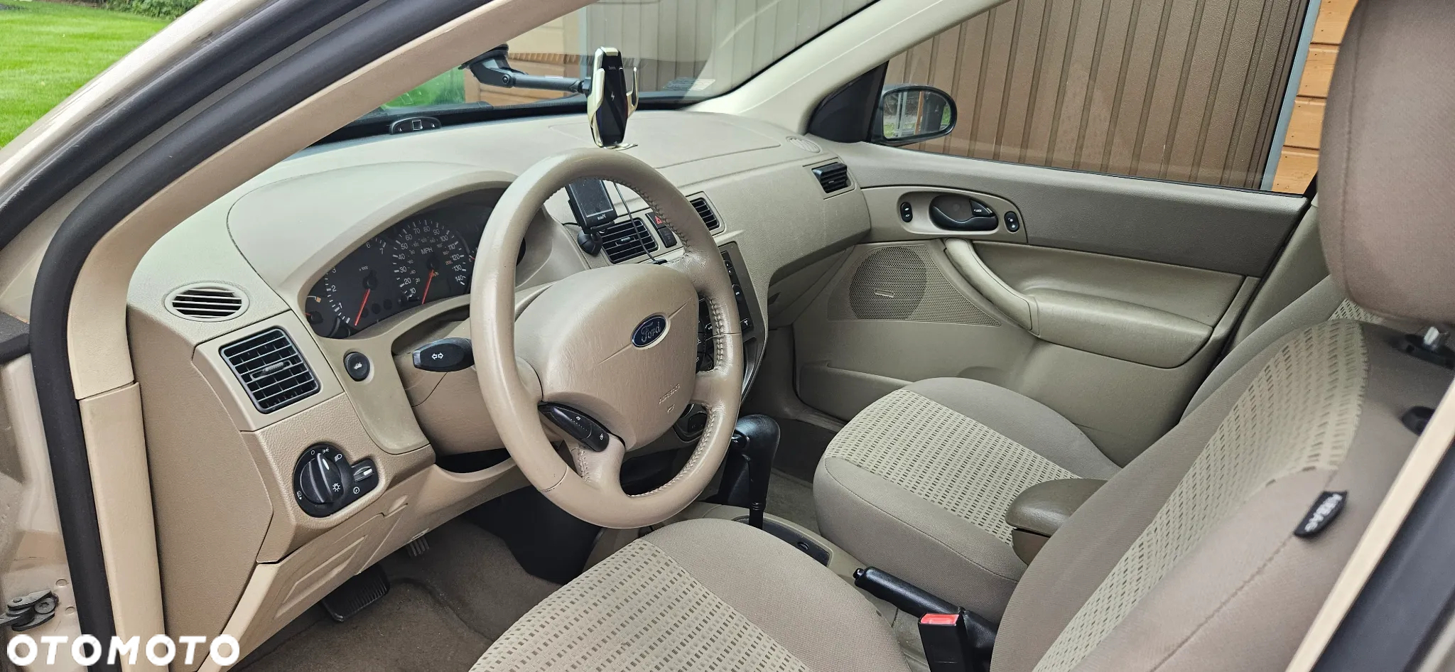 Ford Focus 2.0 ZX4 SE - 8