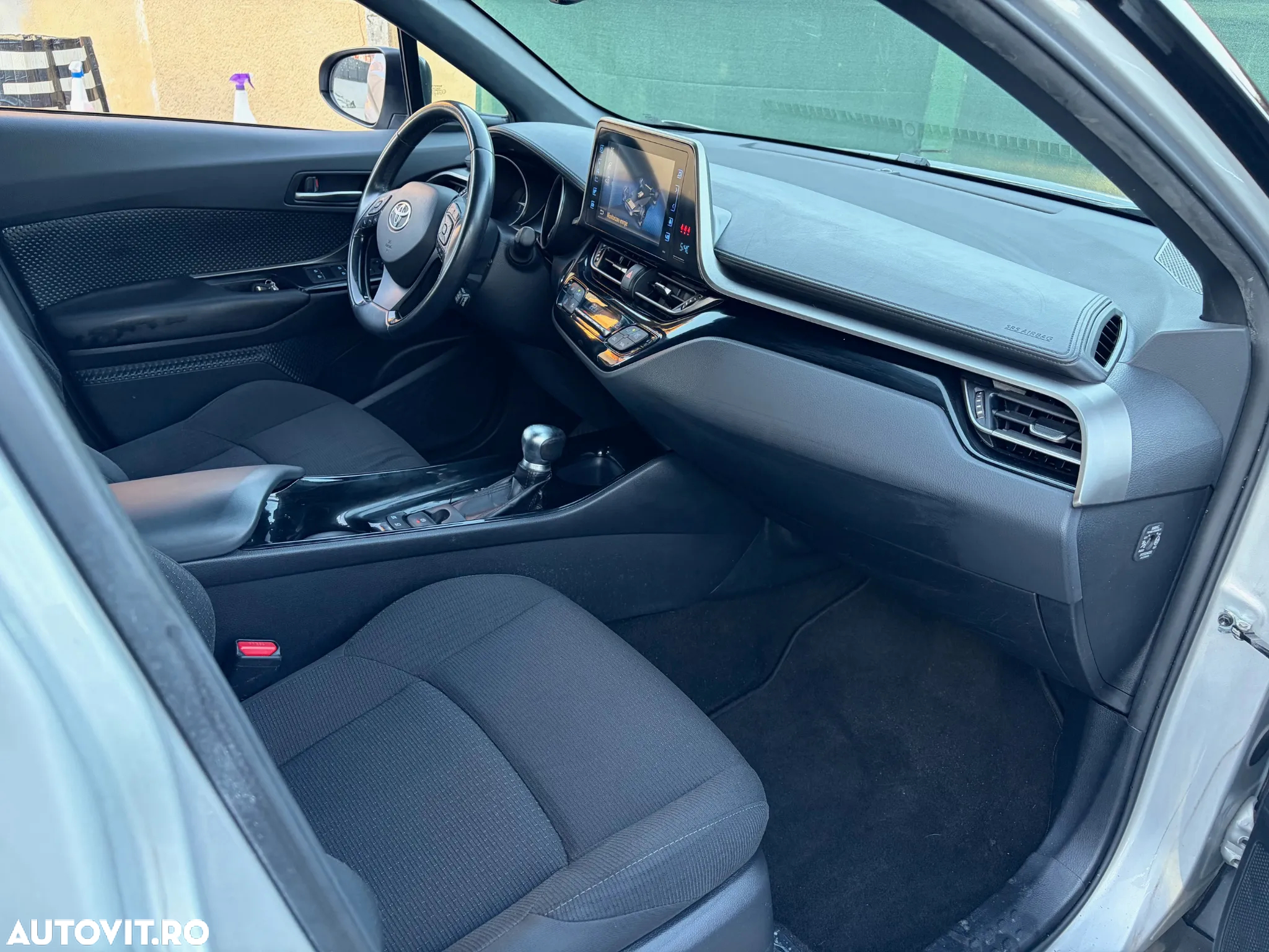 Toyota C-HR - 8
