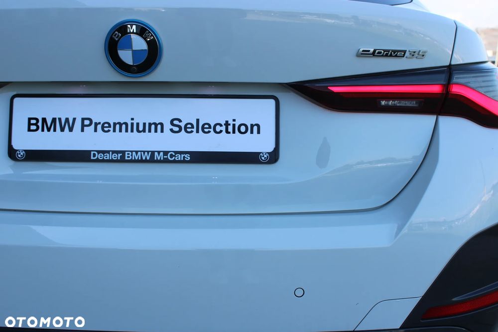 BMW i4 80.7kWh eDrive 35 M Sport - 11