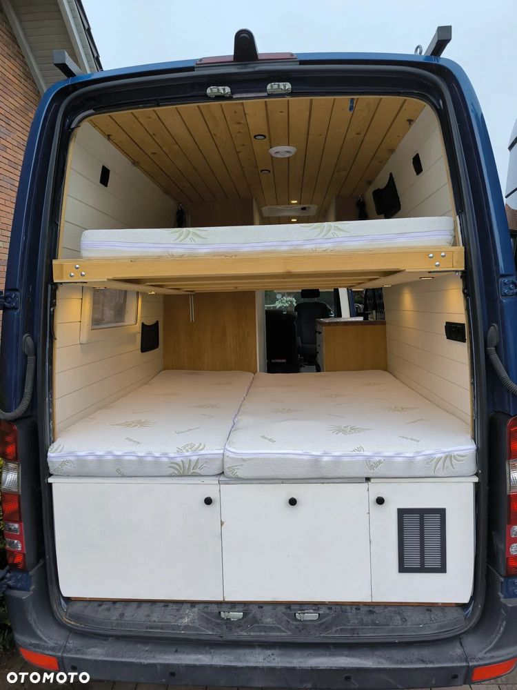 Mercedes-Benz Sprinter - 29