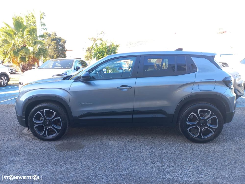 Jeep Avenger 1.2 GSE T3 Altitude - 2