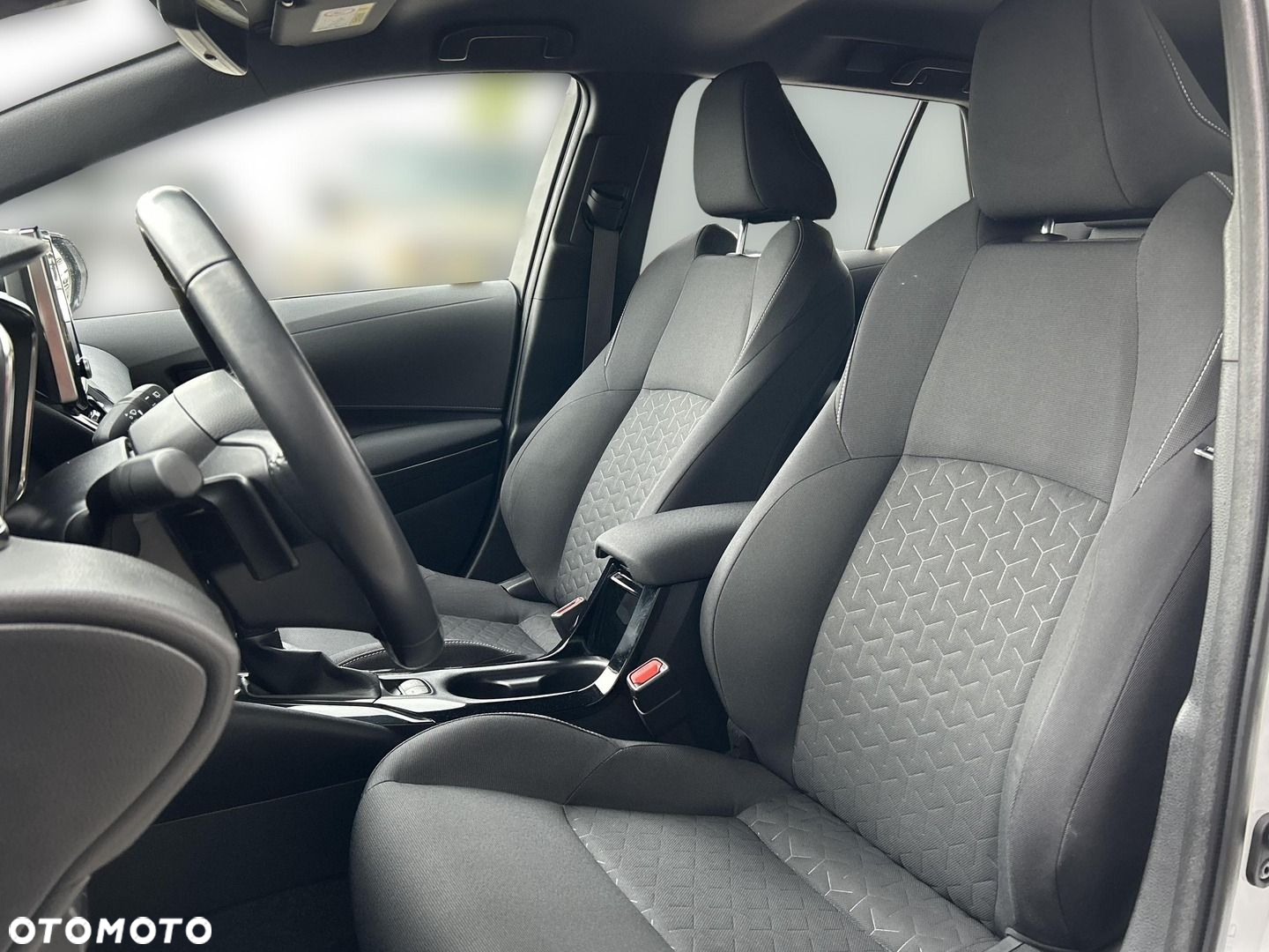 Toyota Corolla - 10