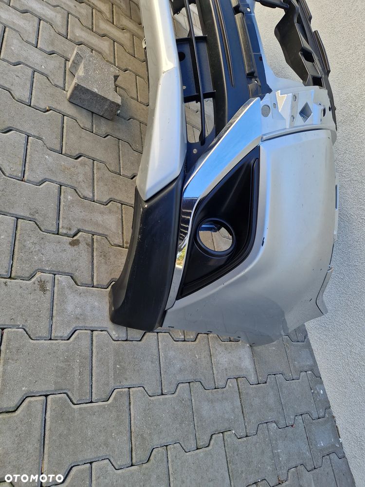 Zderzak Mitsubishi Outlander III 2015 - bez dziur - 9