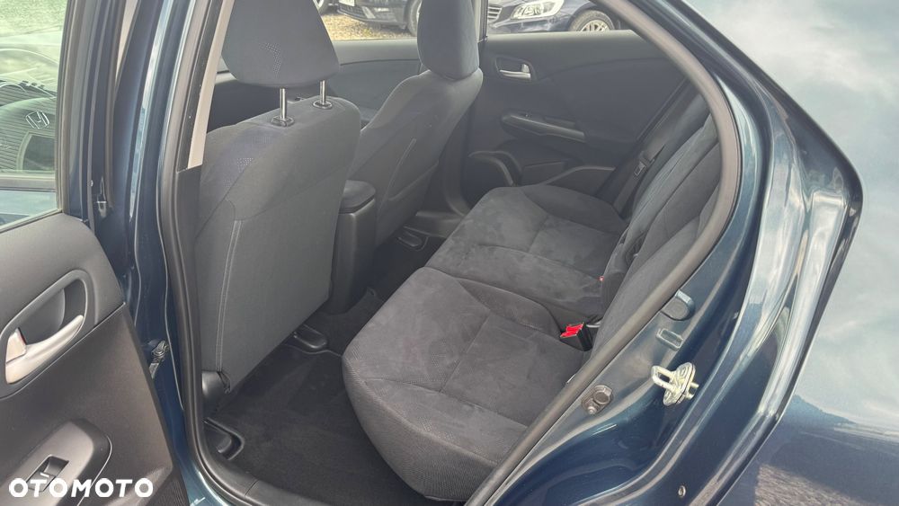 Honda Civic 1.8 Comfort - 26