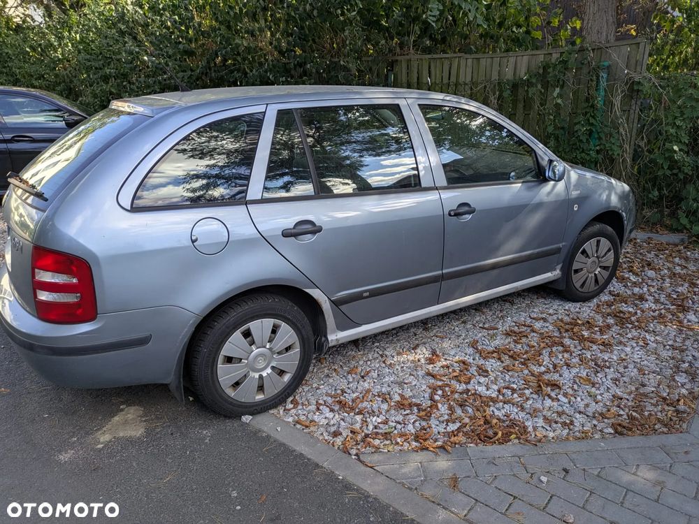 Skoda Fabia 1.4 16V Active - 1