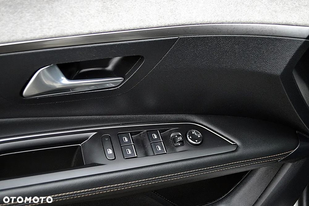 Peugeot 3008 BlueHDi 130 Stop & Start EAT8 GT Pack - 18