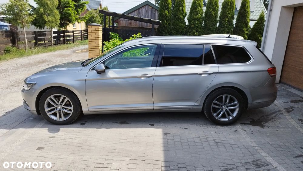 Volkswagen Passat Variant 2.0 TDI SCR DSG Comfortline - 16