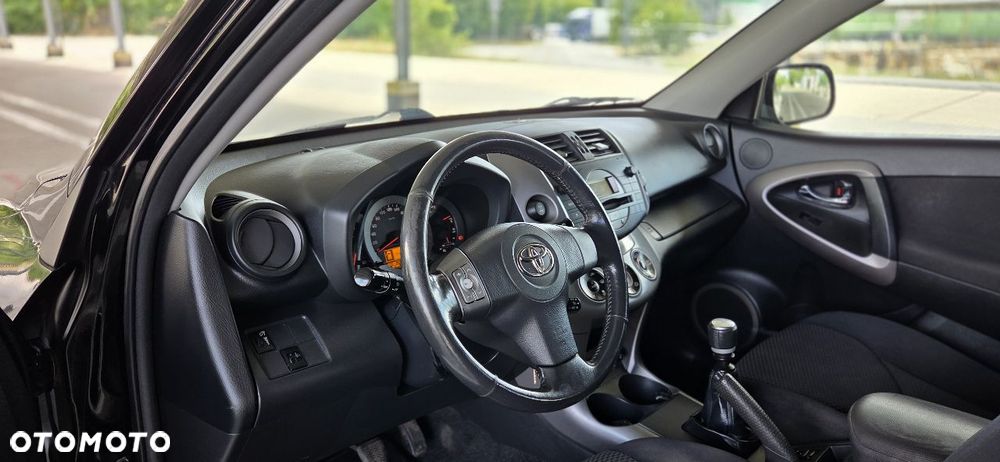 Toyota RAV4 2.2 D-4D 4x4 Sol - 30