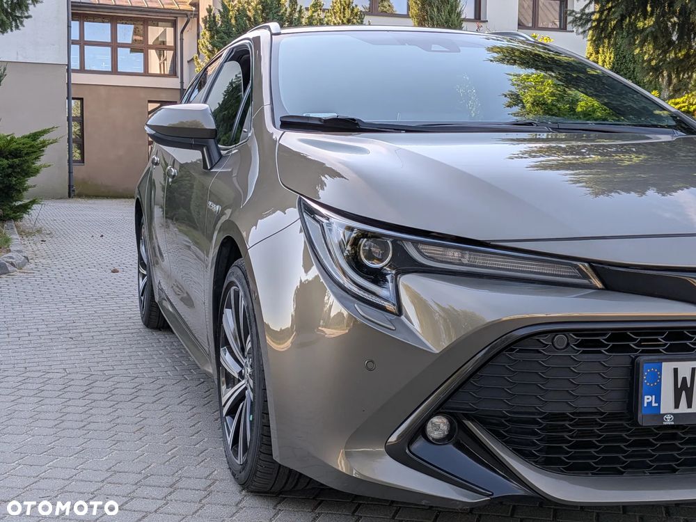 Toyota Corolla 1.8 Hybrid GPF Executive - 18
