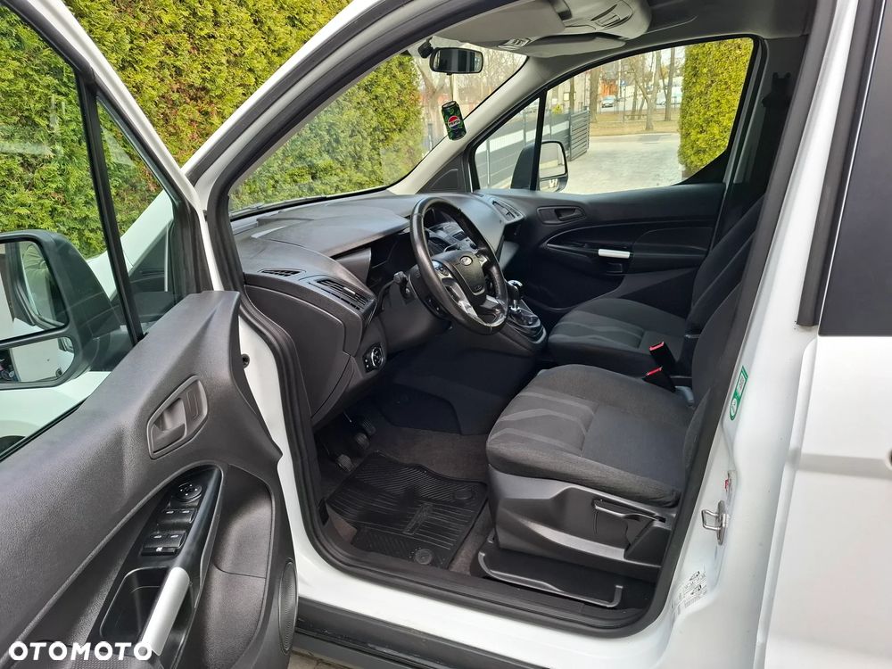 Ford Transit Connect - 10