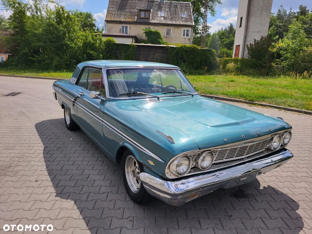 Ford Fairlane - 14