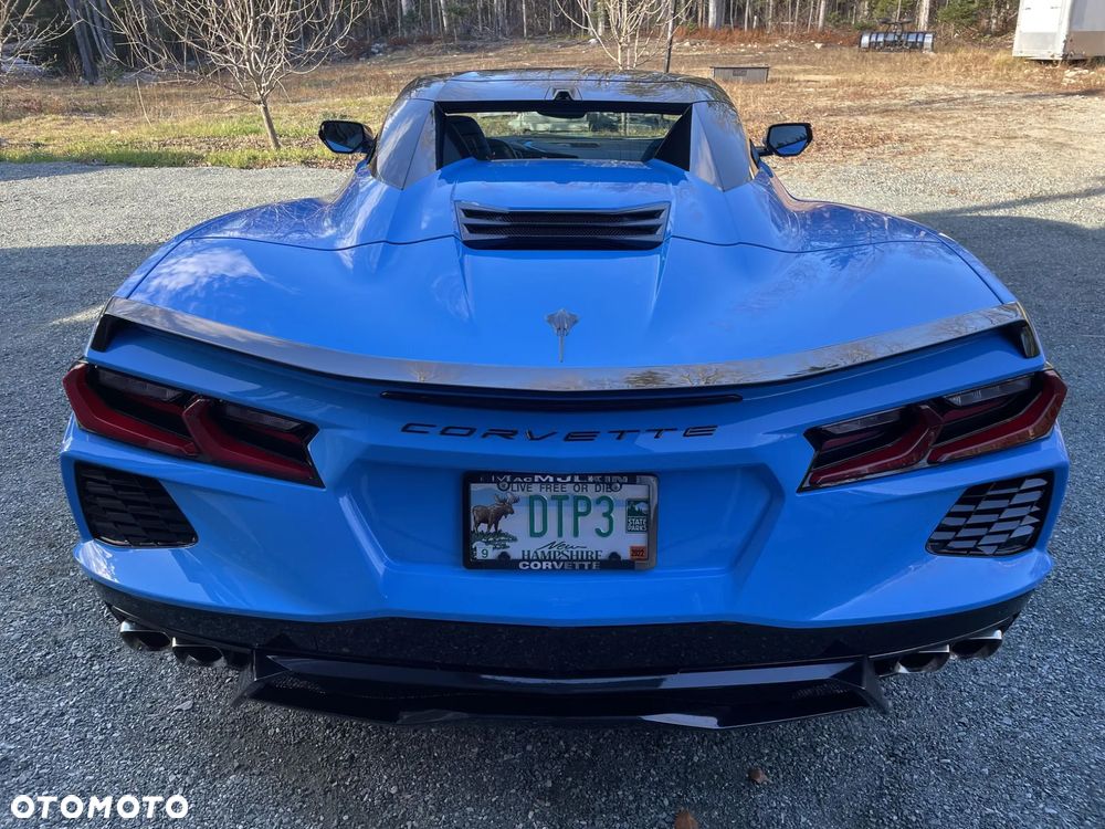 Chevrolet Corvette - 11