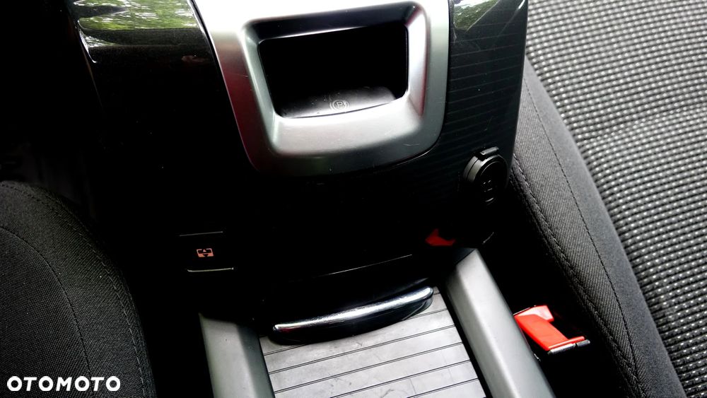 Peugeot 5008 1.6 THP Premium - 22