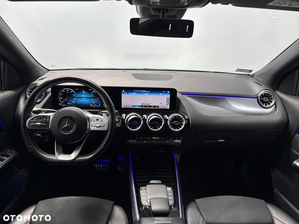 Mercedes-Benz GLA 200 AMG Line - 21