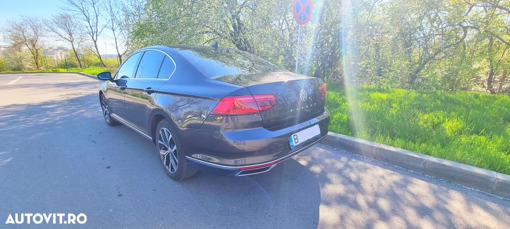 Volkswagen Passat 2.0 TDI DSG Highline - 4