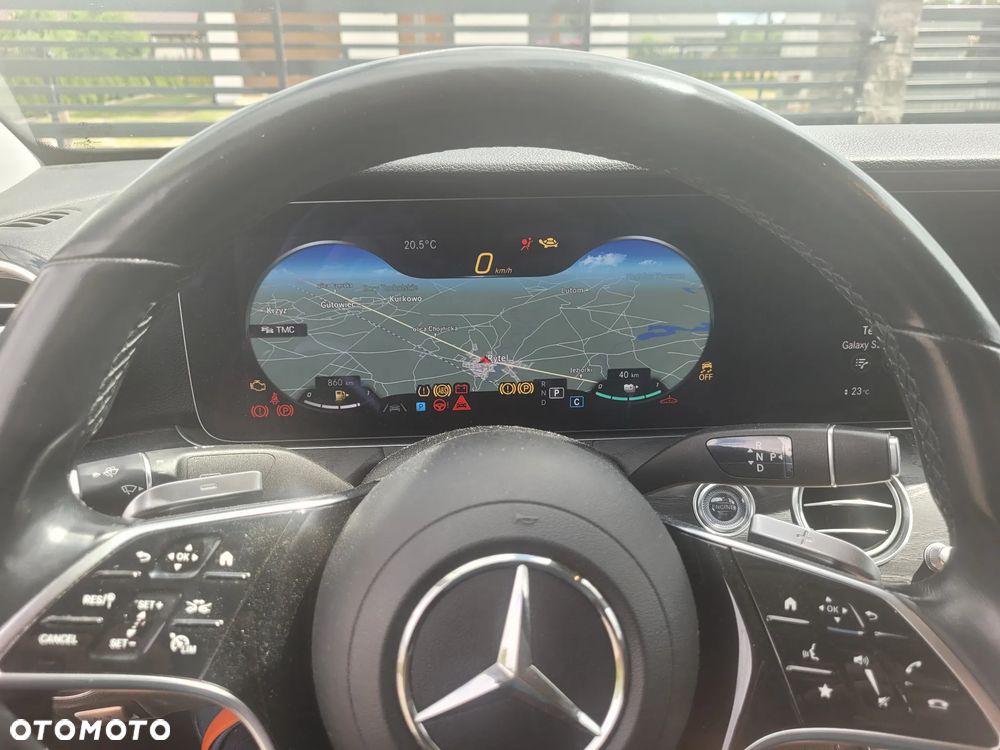 Mercedes-Benz Klasa E 300 de Business Edition - 13