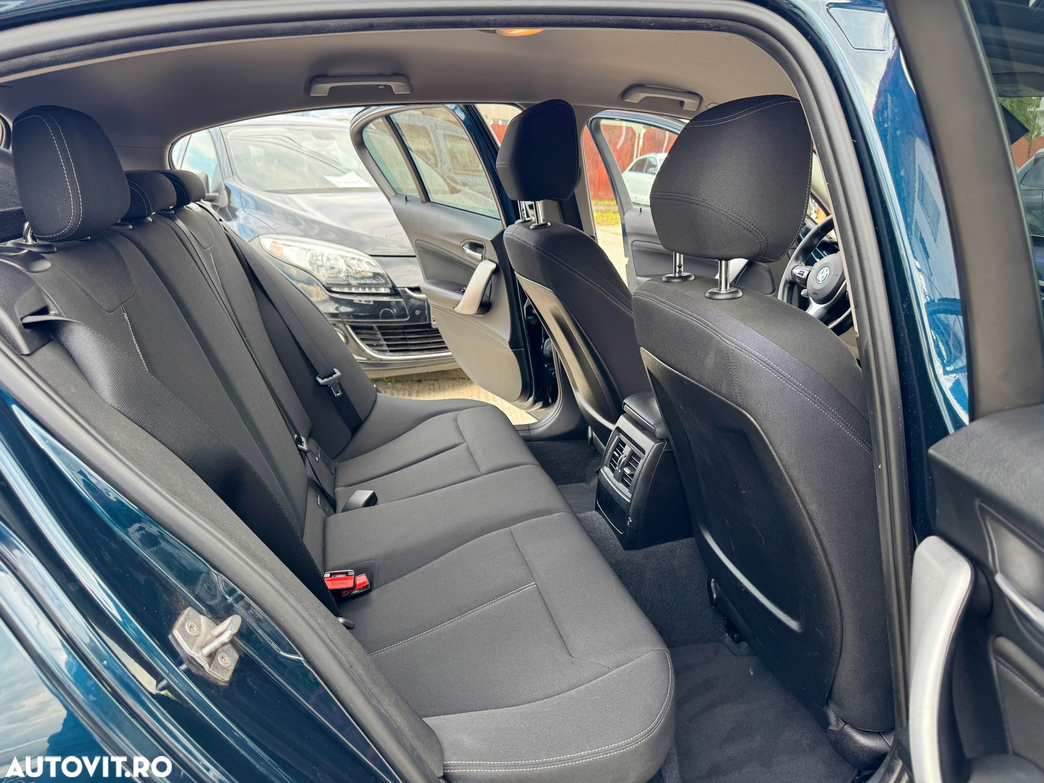 BMW Seria 1 120d Aut. Sport Line - 8