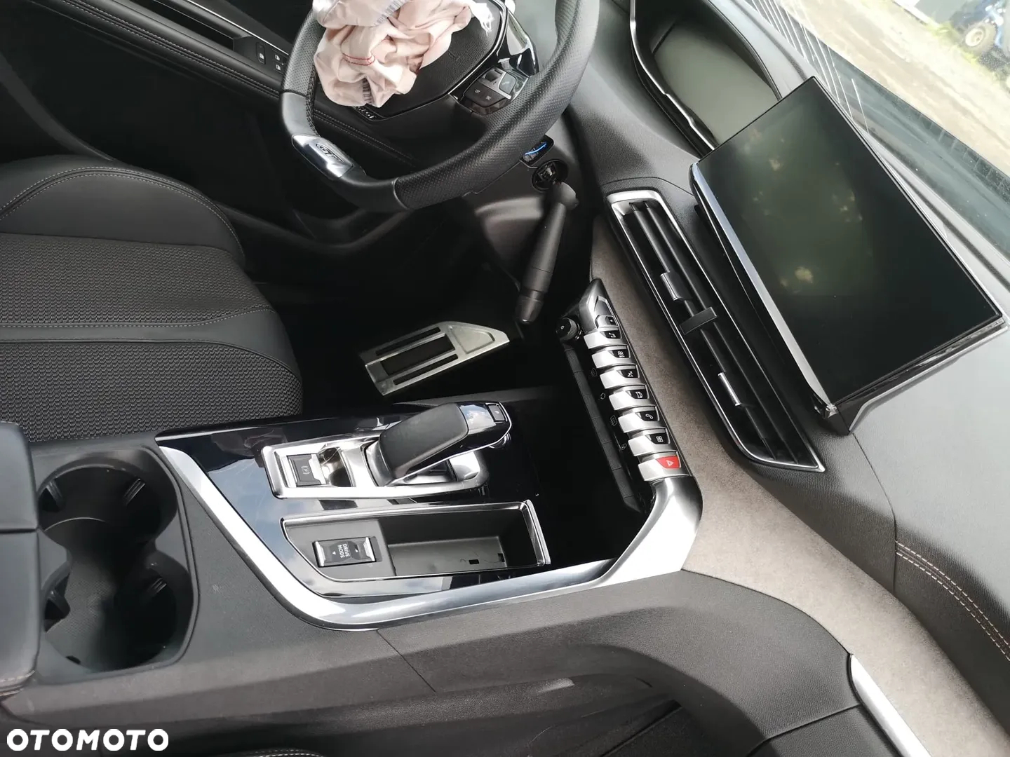 Peugeot 3008 1.6 PureTech Hybrid PHEV GT Pack S&S EAT8 - 31