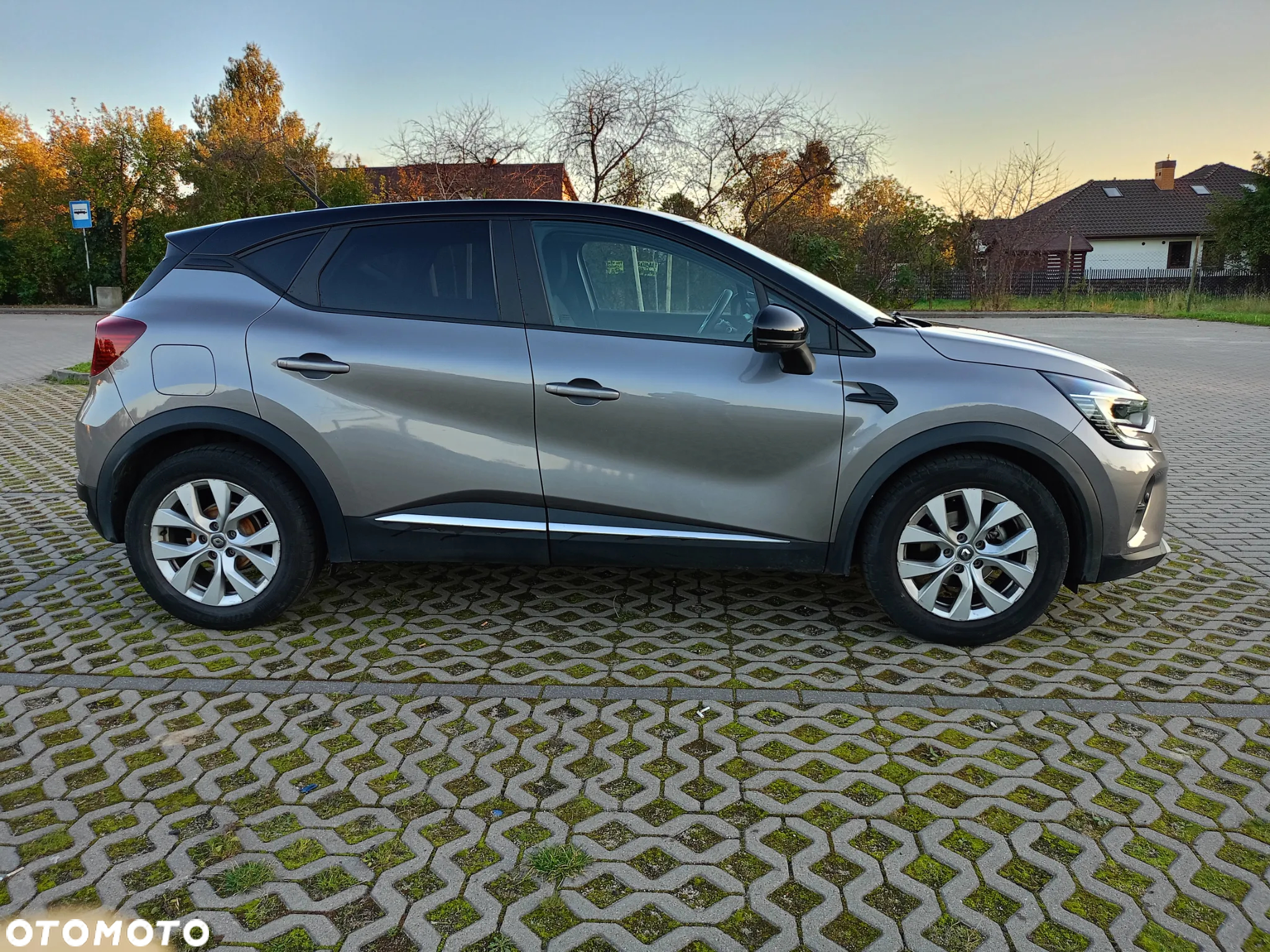 Renault Captur 1.0 TCe Zen - 4