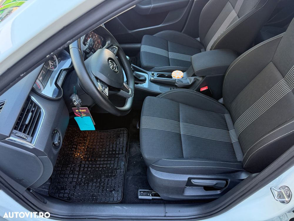 Skoda Octavia - 10