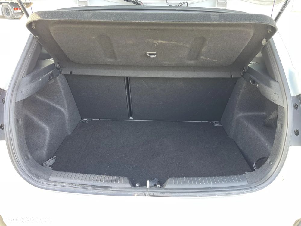 Kia Ceed 1.6 T-GDI GT - 18