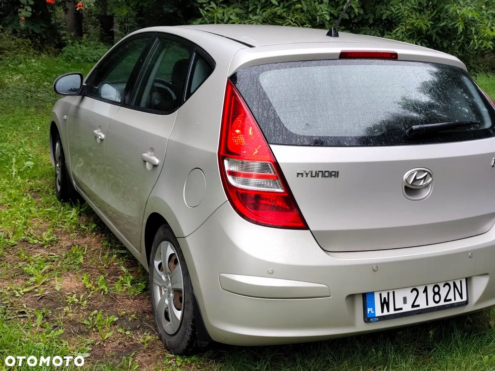 Hyundai i30 1.6 Premium - 28