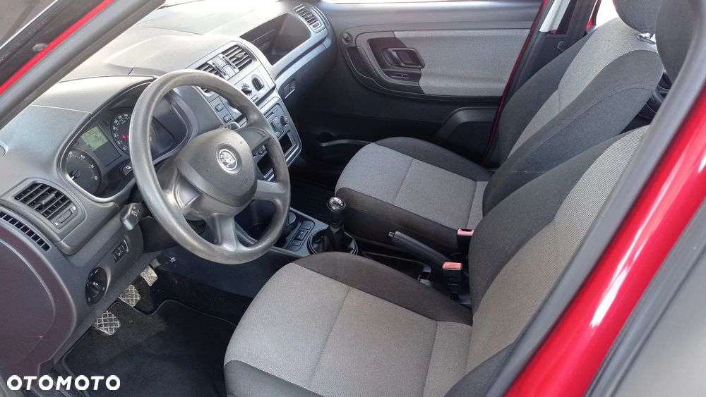 Skoda Roomster 1.2 Ambition PLUS EDITION - 31