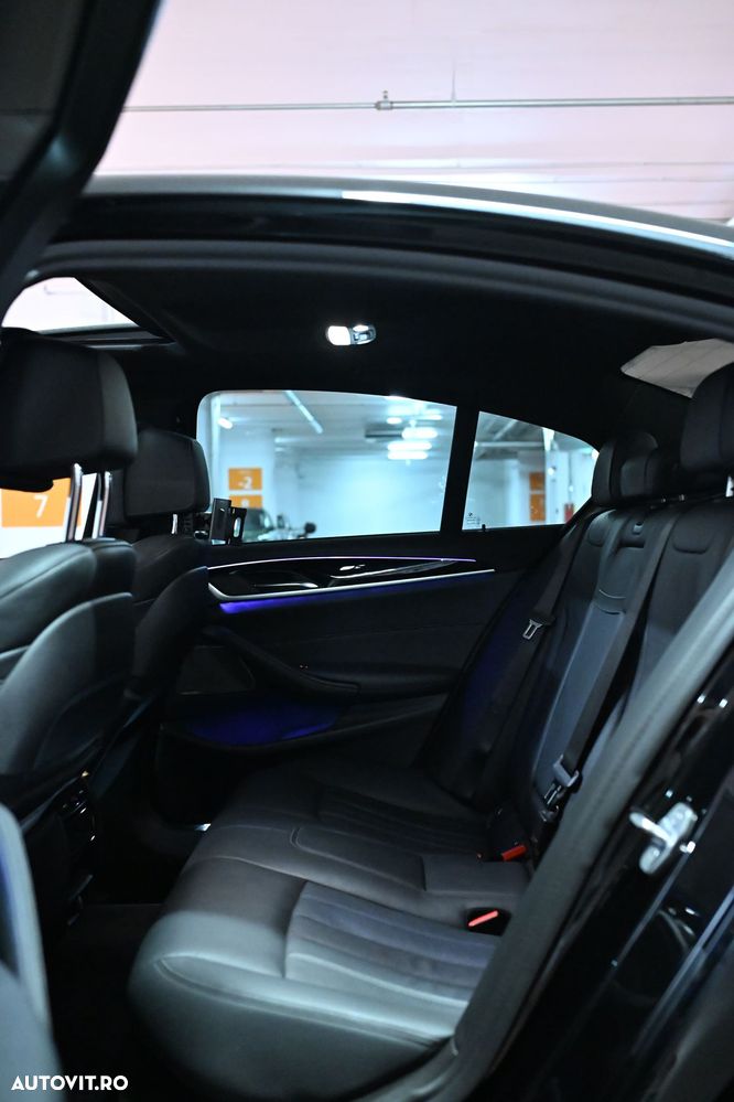 BMW Seria 5 530d xDrive Aut. - 22