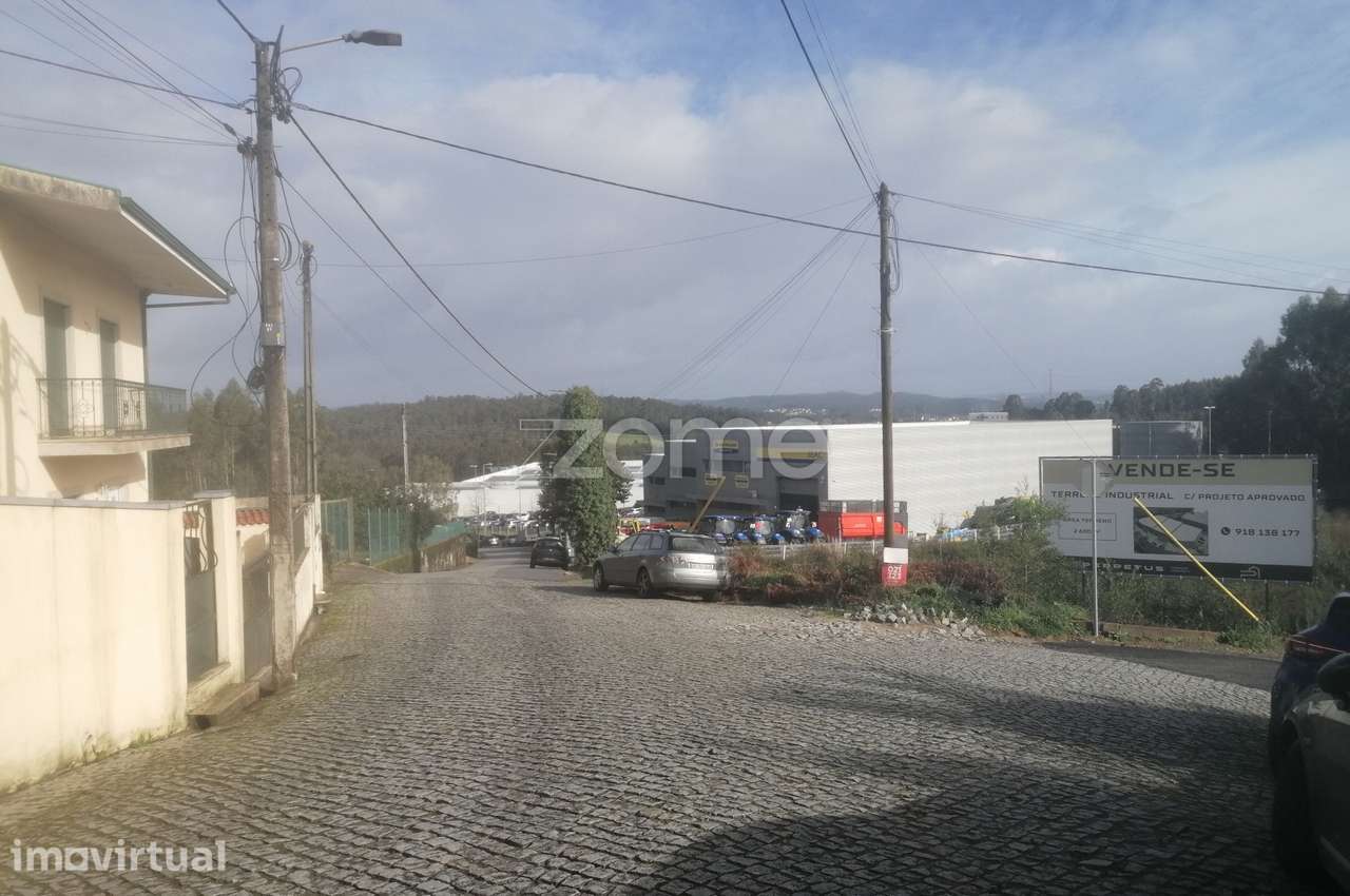 Terreno Urbano com 3.100 M2 em Guidões - Trofa - Grande imagem: 4/18