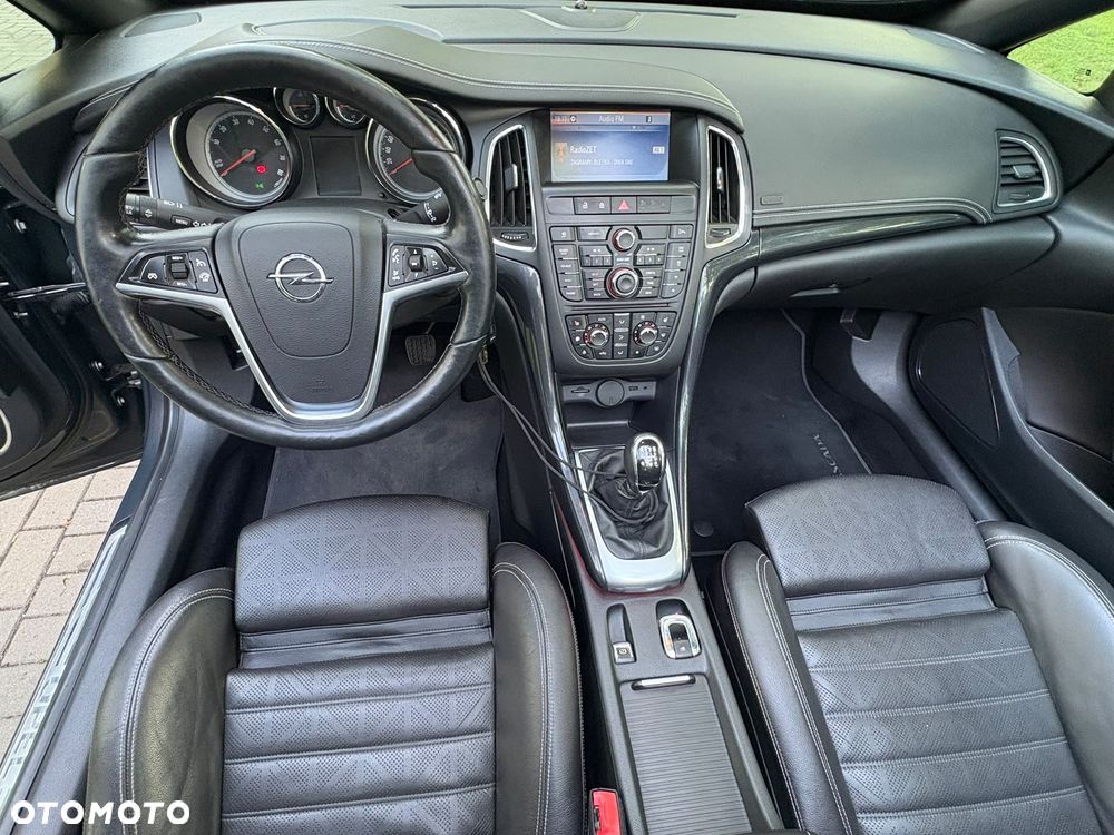 Opel Cascada 1.4 T Cosmo S&S - 12