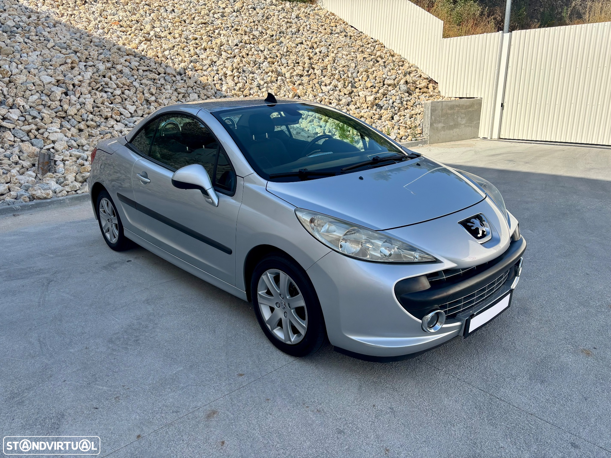 Peugeot 207 CC 1.6 HDi FAP Sport - 17