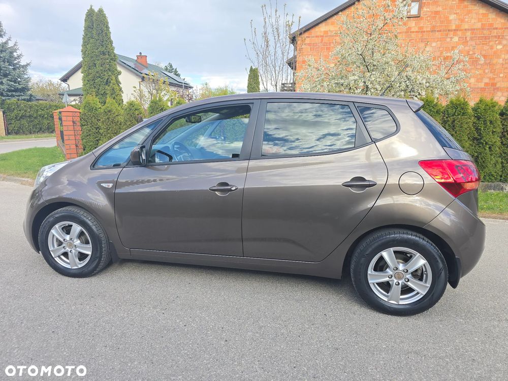 Kia Venga 1.4 Business Line - 23