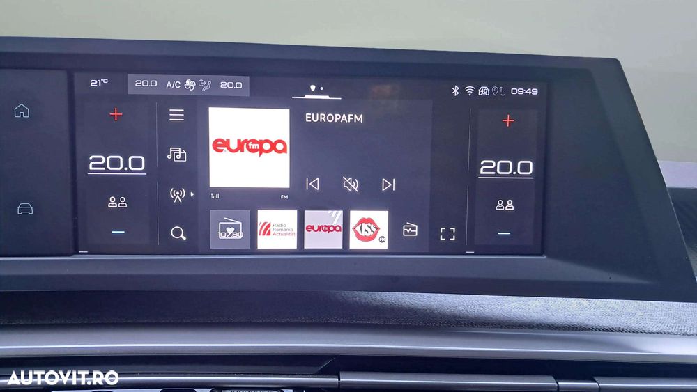 Peugeot 3008 1.2L 136 e-DCS6 MHEV Allure - 17