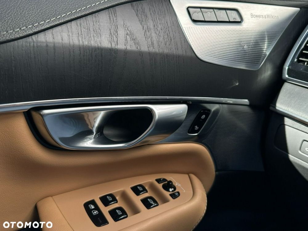 Volvo XC 90 B5 D AWD Ultimate Bright 7os - 37