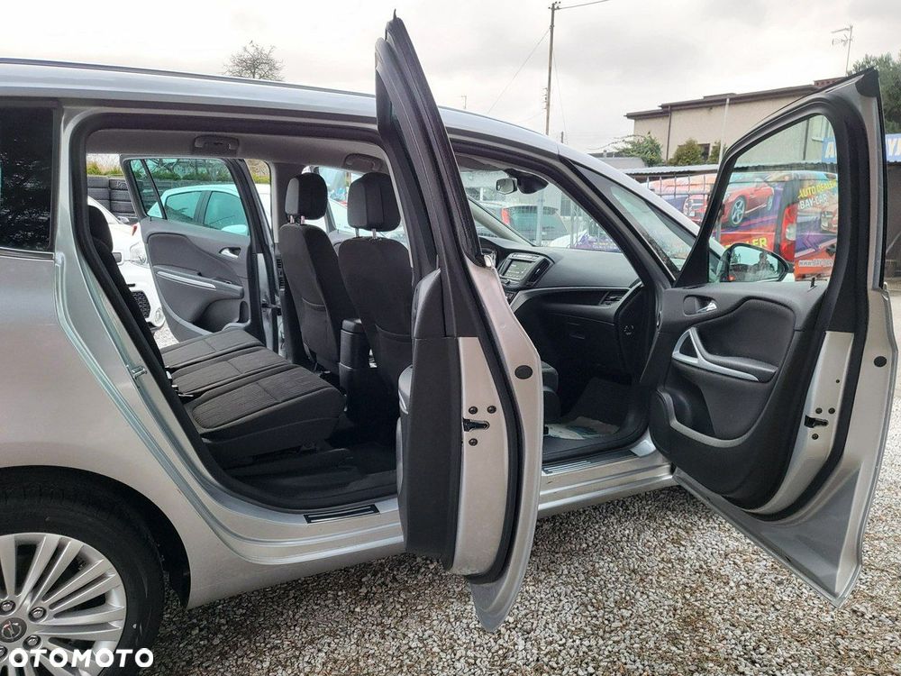 Opel Zafira - 21