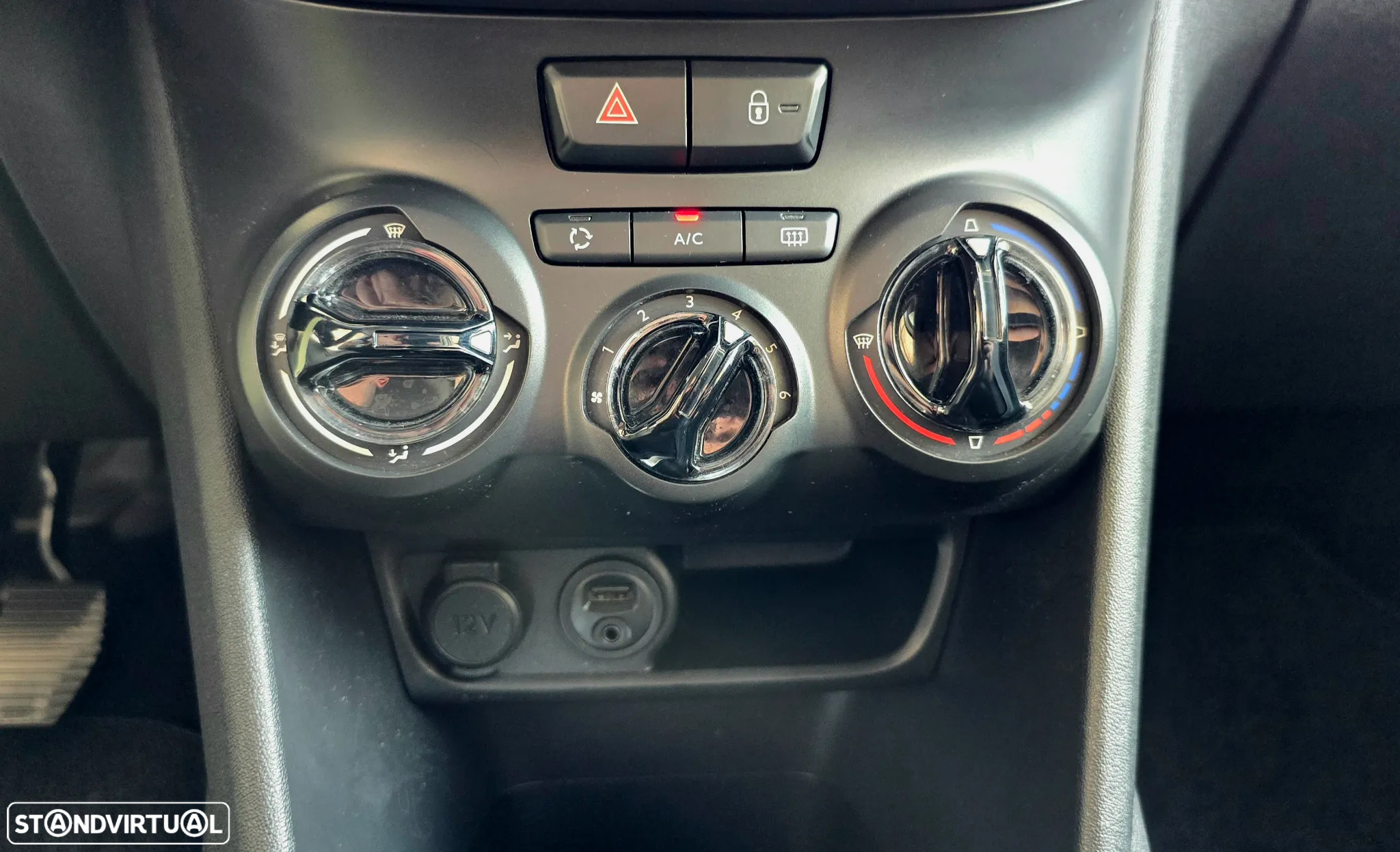 Peugeot 208 1.2 VTi Allure - 9