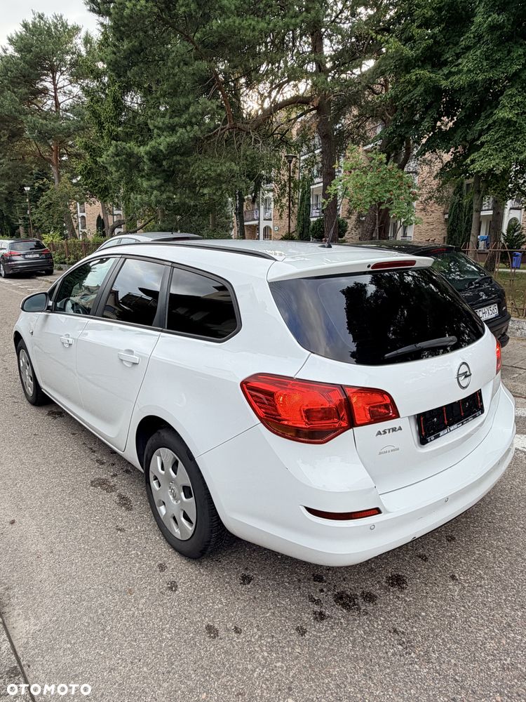 Opel Astra 1.4 - 4