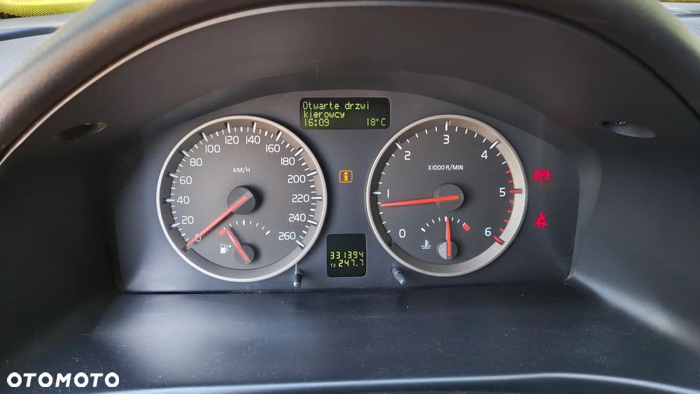 Volvo V50 1.6D Momentum - 13