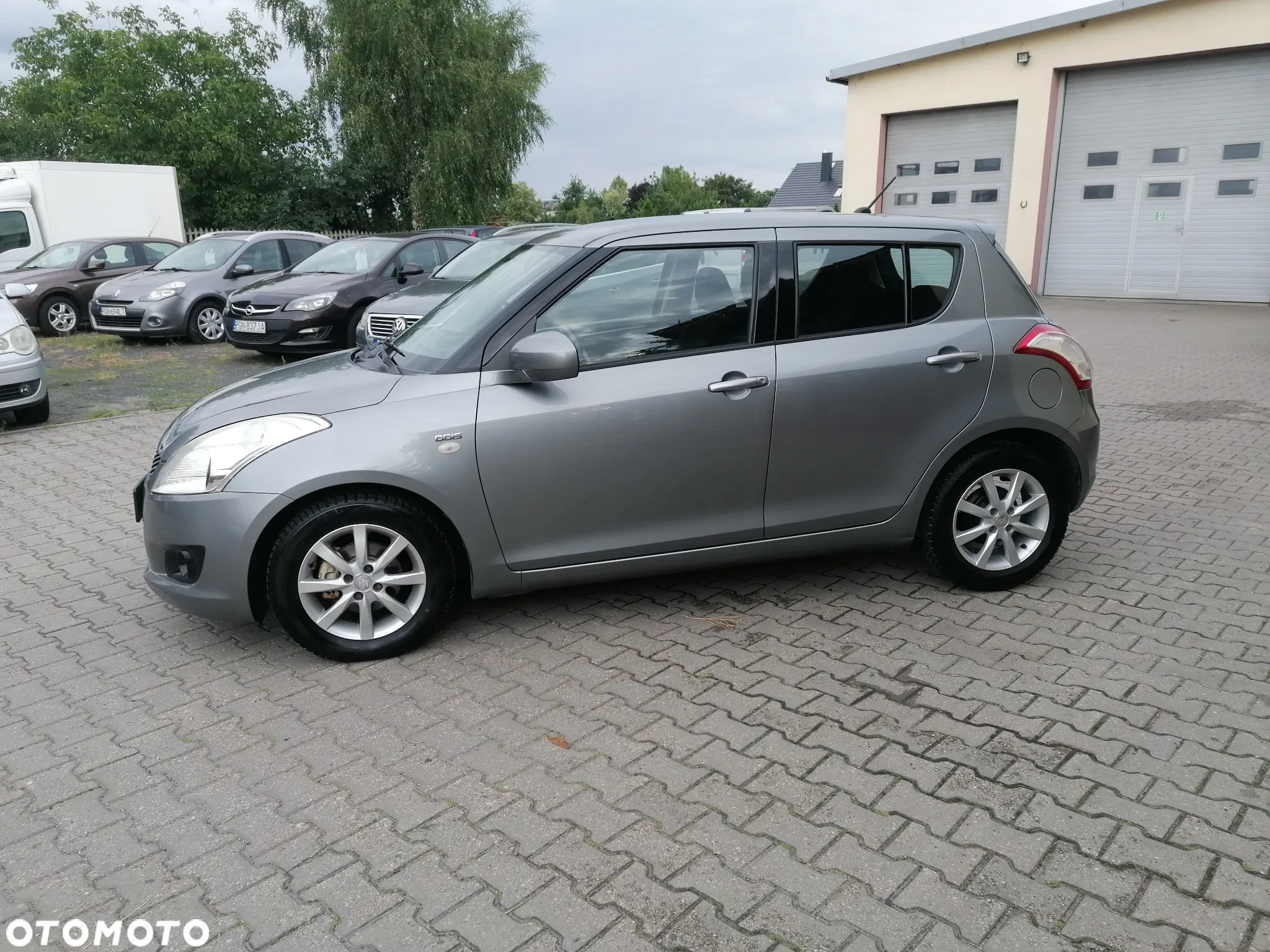 Suzuki Swift - 4