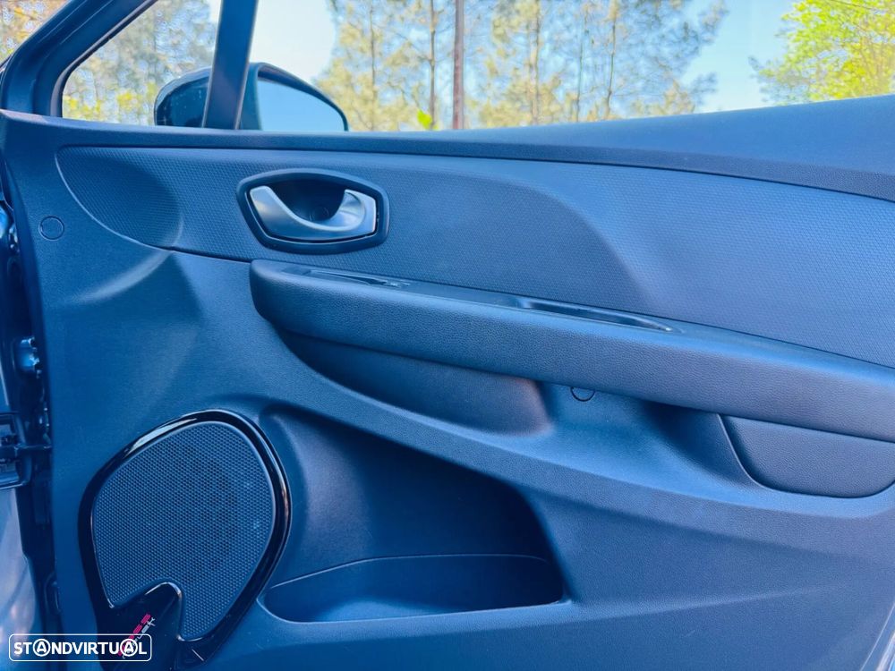 Renault Clio 1.5 Blue dCi Limited - 29