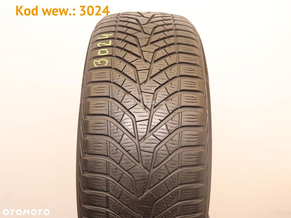 Yokohama BluEarth Winter V905 - 215/50 R17 - 7