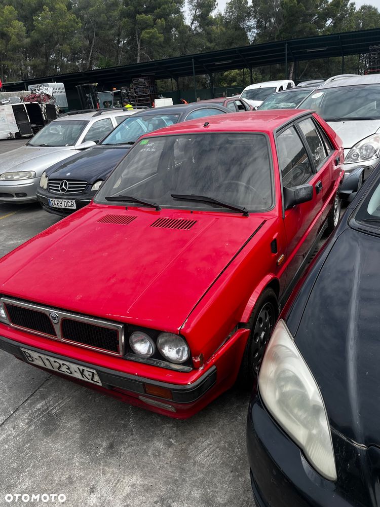 Lancia Delta 1600 HF Turbo - 2