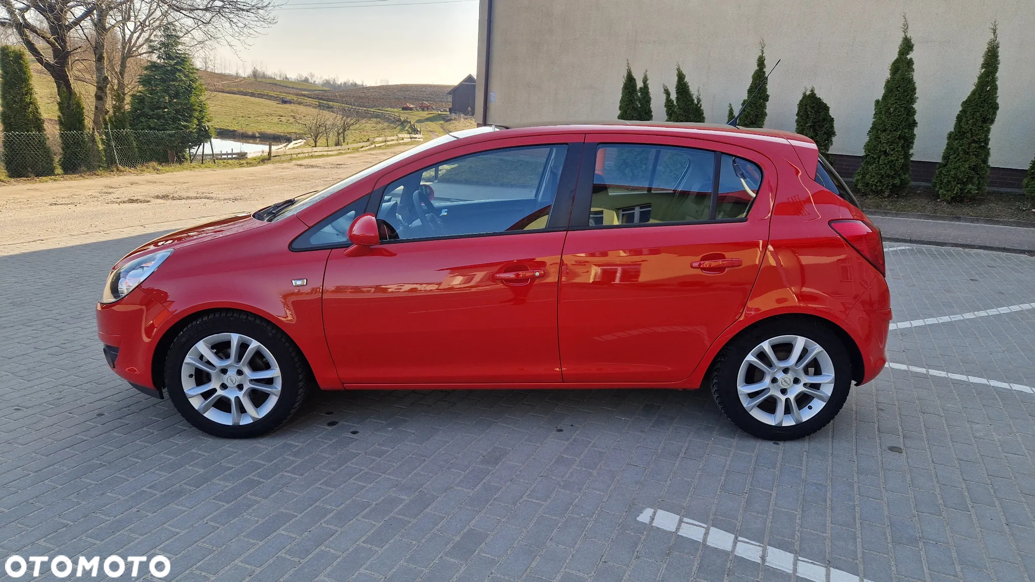 Opel Corsa 1.4 16V Cosmo - 8