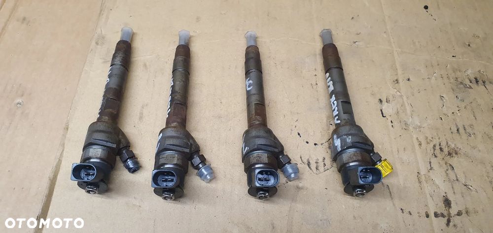 Wtrysk wtryskiwacz wtryskiwacze wtryski paliwa komplet BMW I E81 E87 2.0D 7798446 - 5