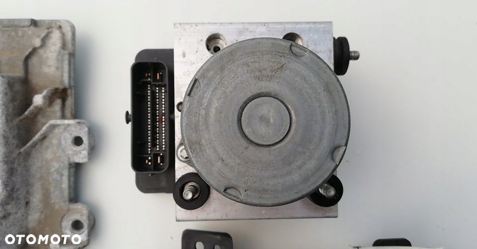 Zestaw startowy licznik komputer bsm abs stacyjka wkład CUSTOM 2,0 TDCI 2021 2022 - 5