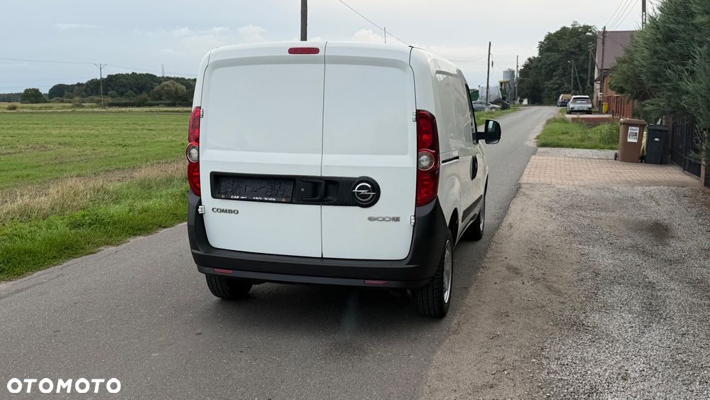 Opel Combo - 16