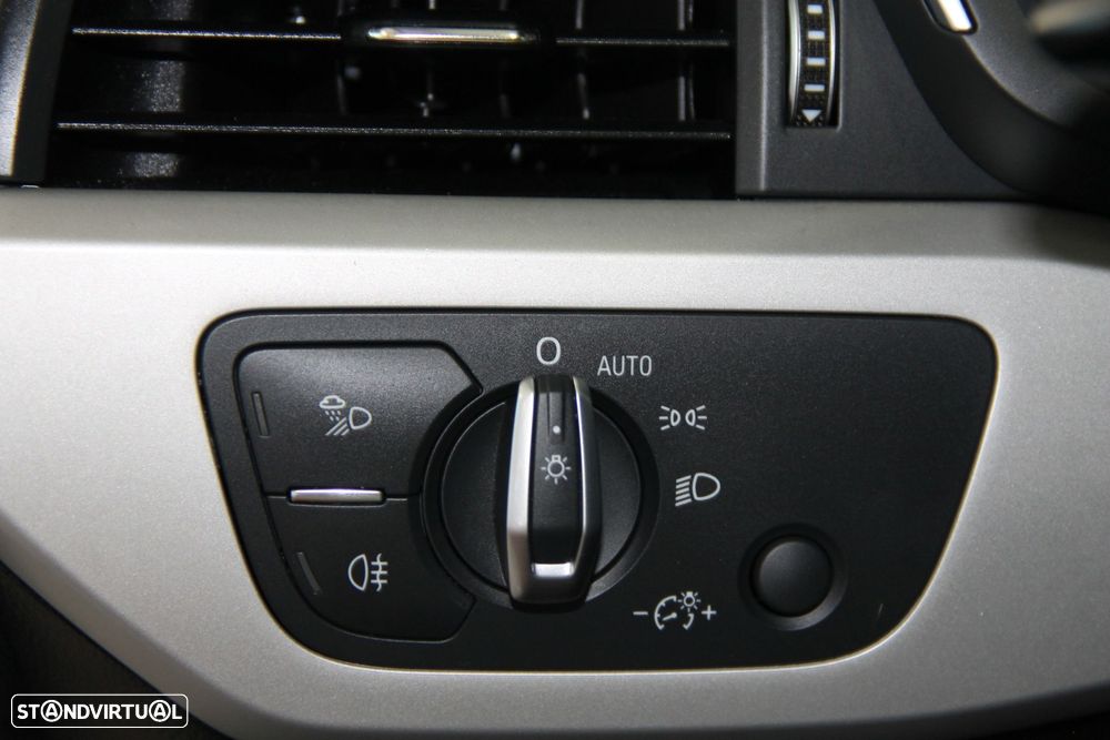 Audi A4 Avant 35 TDI S tronic — fotografia 16
