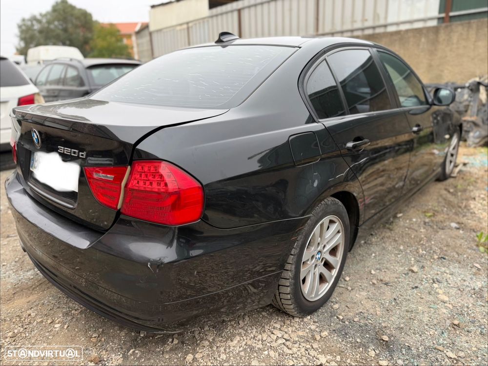 BMW Serie 3 E90 De 2011 para Peças - 4
