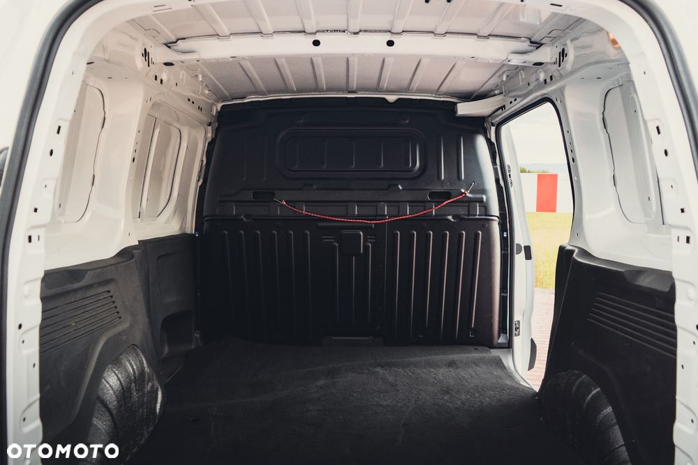 Toyota Proace City 1.5 D-4D Long 2,4t Active (bryg.) - 13